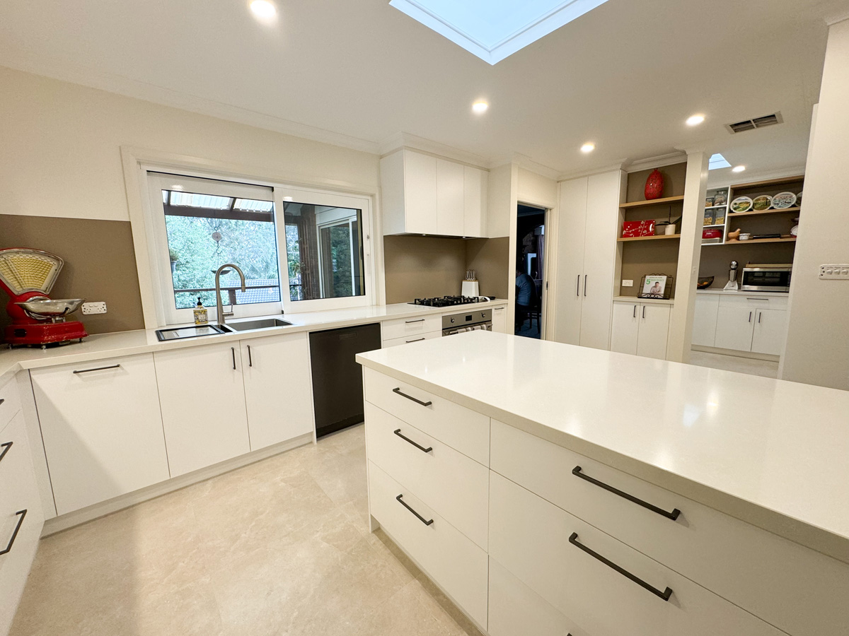 Kitchen, Butler’s Pantry & Laundry Renovation - After | Vermont | Melbourne | Axis Kitchens