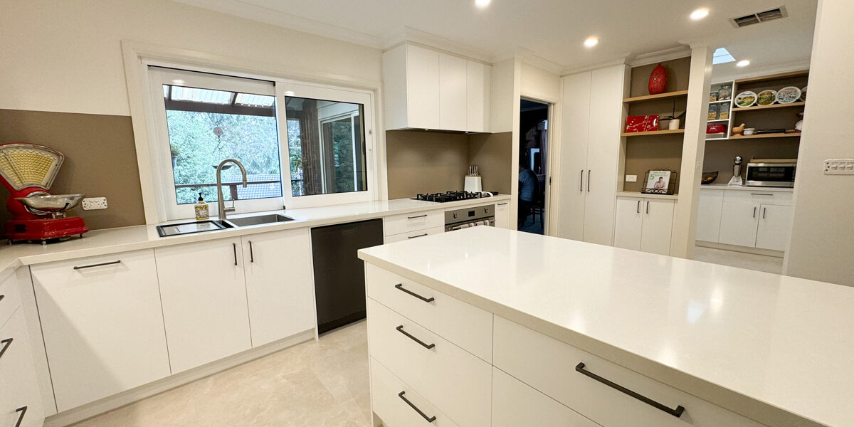 Kitchen, Butler’s Pantry & Laundry Renovation - After | Vermont | Melbourne | Axis Kitchens